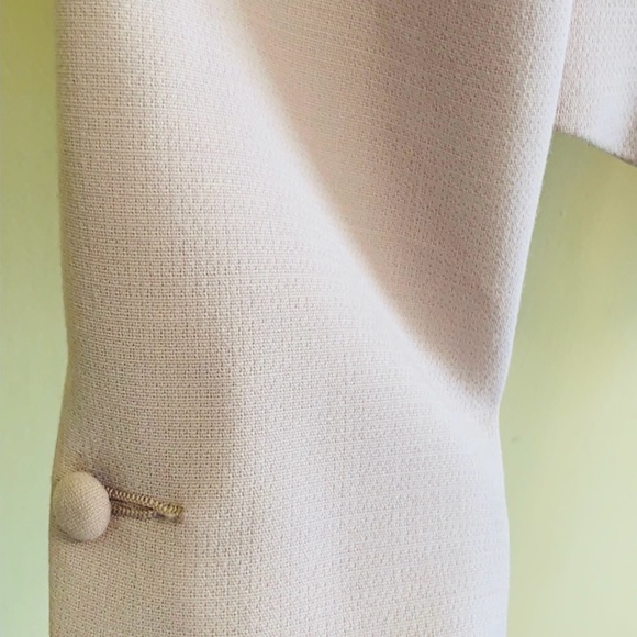 H&M light cream colored blazer - Picture 4 of 5